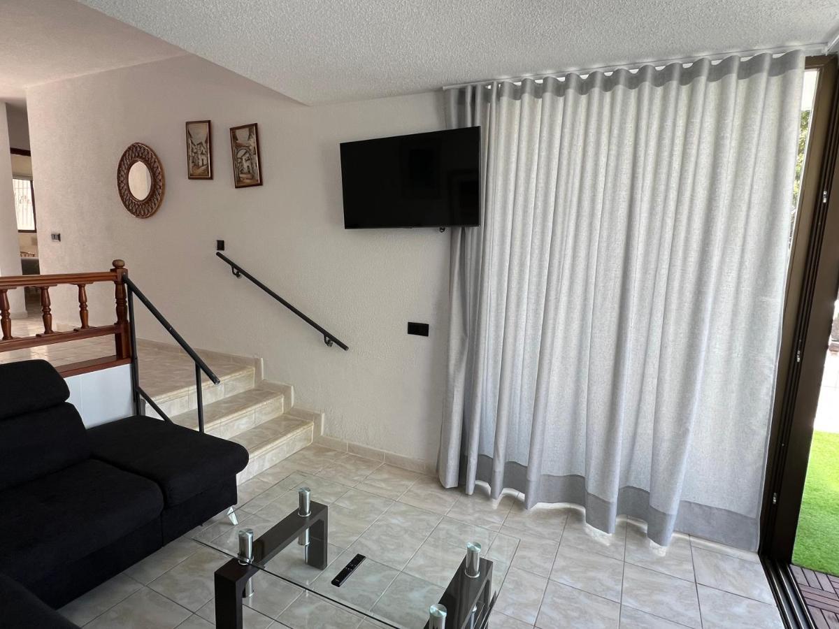 Fantastic Bungalow Playa De Las Americas Arona  Exteriör bild